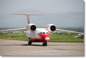 Antonov An-74 Douchanbe-08mai2008-DSC_0119.jpg